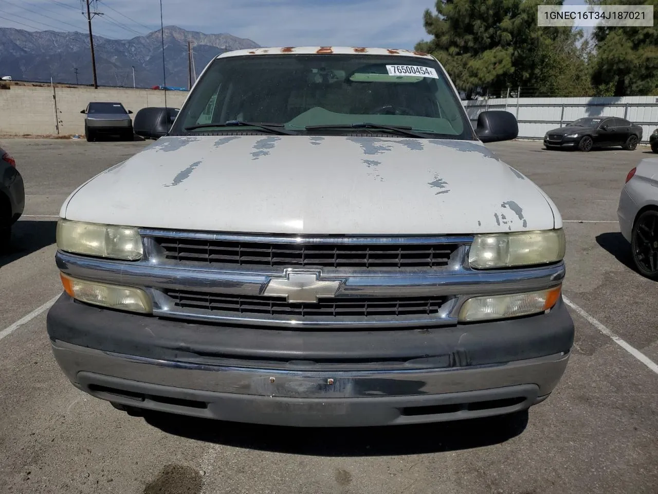 2004 Chevrolet Suburban C1500 VIN: 1GNEC16T34J187021 Lot: 76500454