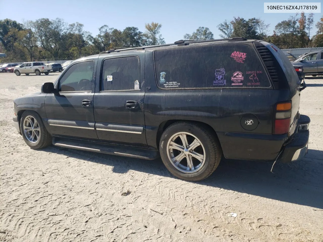 2004 Chevrolet Suburban C1500 VIN: 1GNEC16ZX4J178109 Lot: 76951644