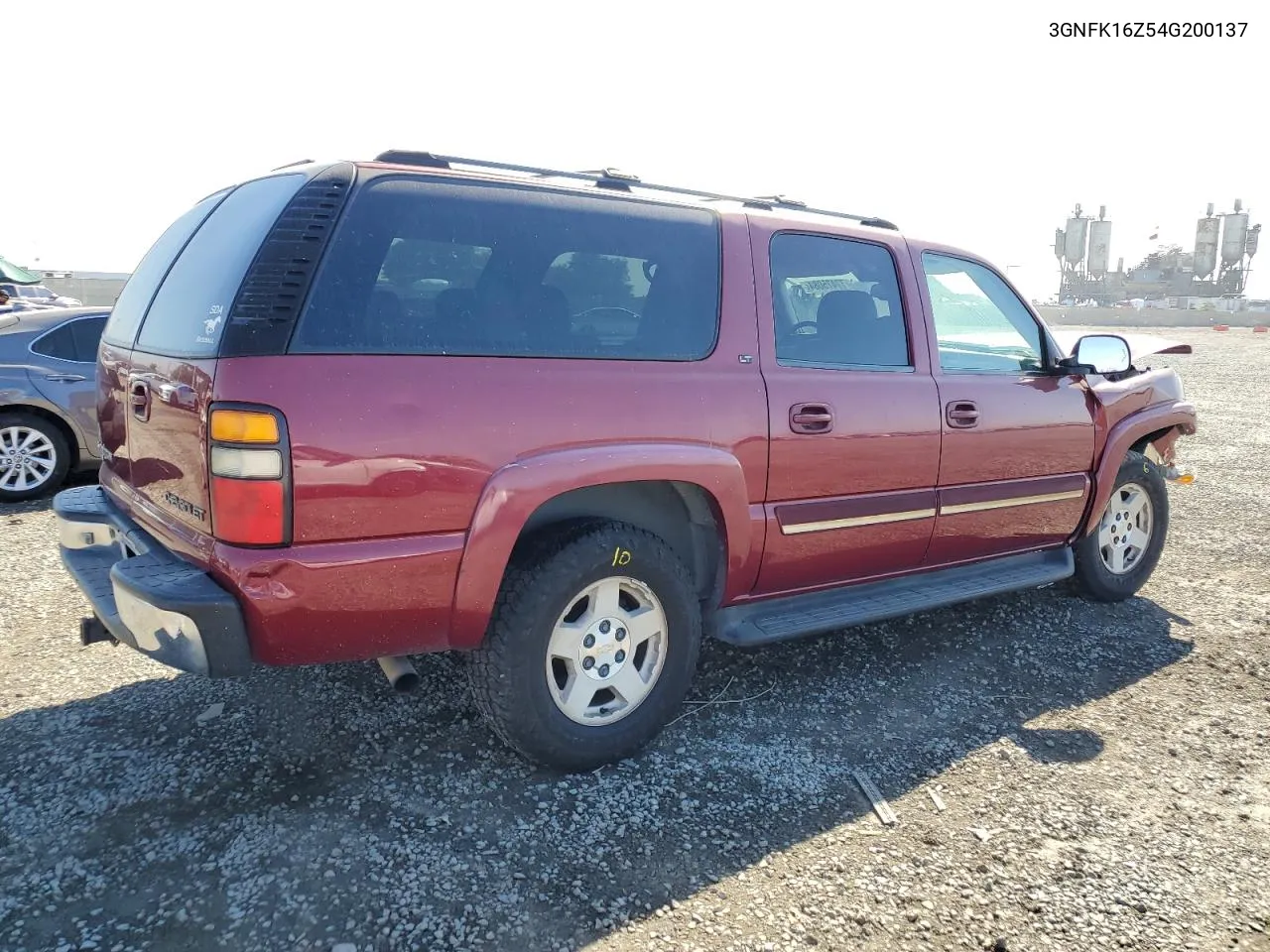 2004 Chevrolet Suburban K1500 VIN: 3GNFK16Z54G200137 Lot: 77475084