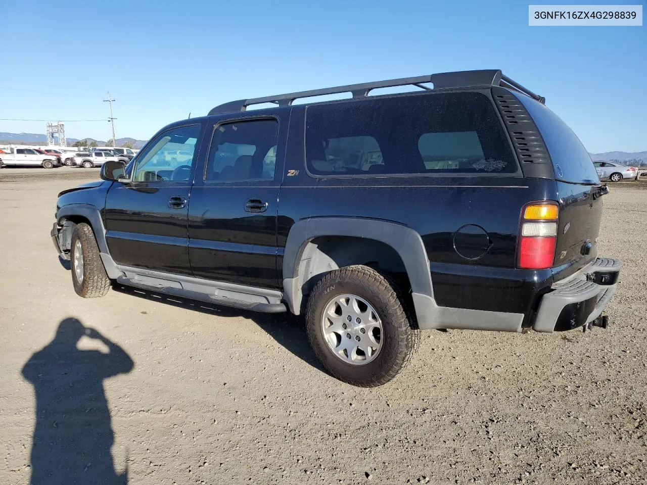 2004 Chevrolet Suburban K1500 VIN: 3GNFK16ZX4G298839 Lot: 78106524