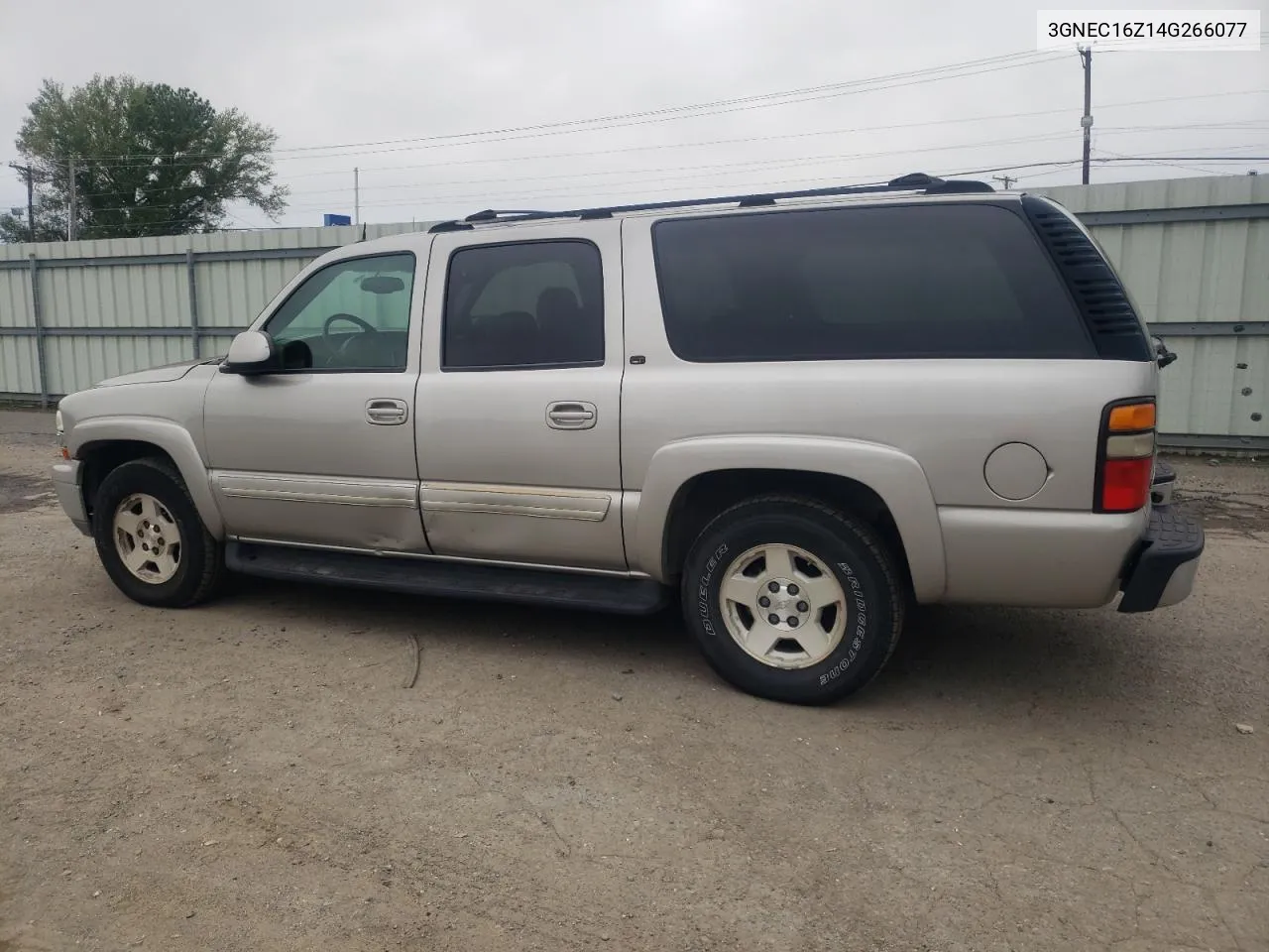 2004 Chevrolet Suburban C1500 VIN: 3GNEC16Z14G266077 Lot: 79800024