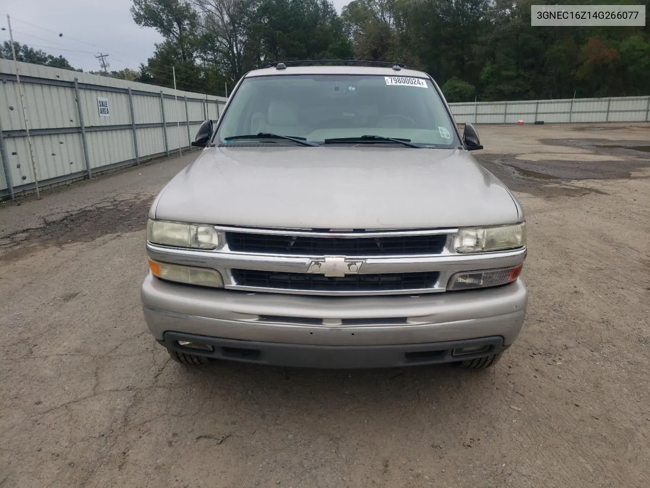 2004 Chevrolet Suburban C1500 VIN: 3GNEC16Z14G266077 Lot: 79800024