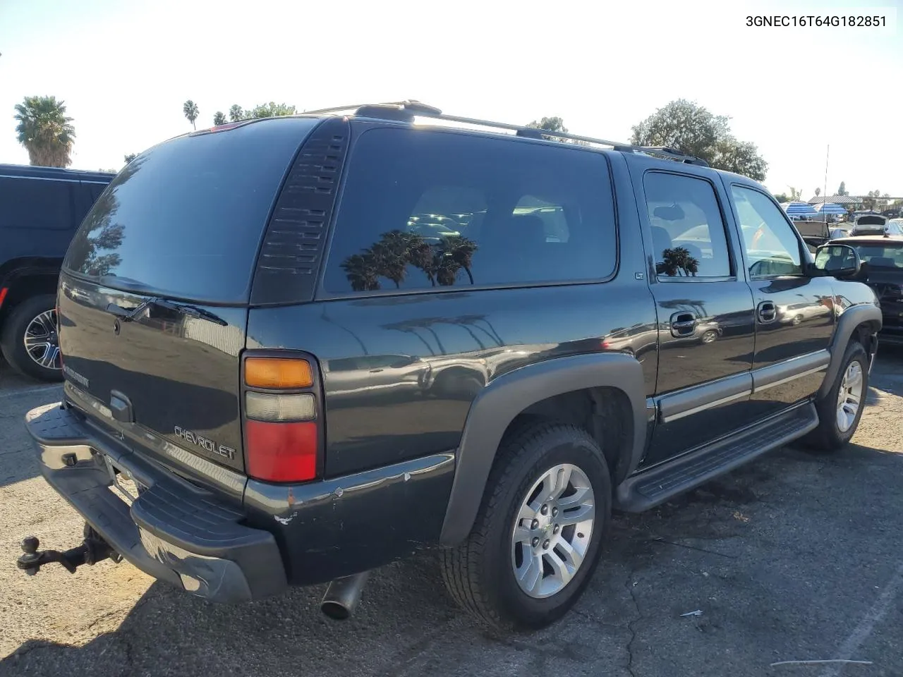 2004 Chevrolet Suburban C1500 VIN: 3GNEC16T64G182851 Lot: 79861864