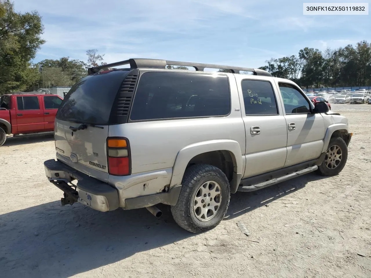 2005 Chevrolet Suburban K1500 VIN: 3GNFK16ZX5G119832 Lot: 71104274