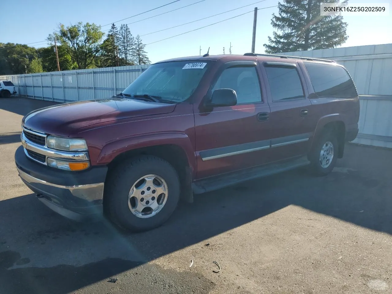 2005 Chevrolet Suburban K1500 VIN: 3GNFK16Z25G202509 Lot: 71788974