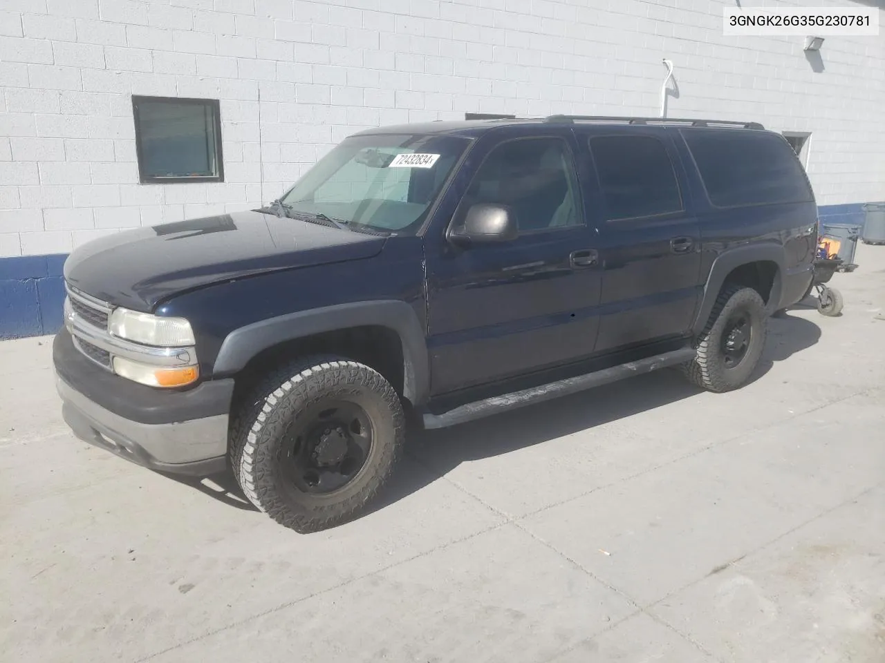 2005 Chevrolet Suburban K2500 VIN: 3GNGK26G35G230781 Lot: 72432834