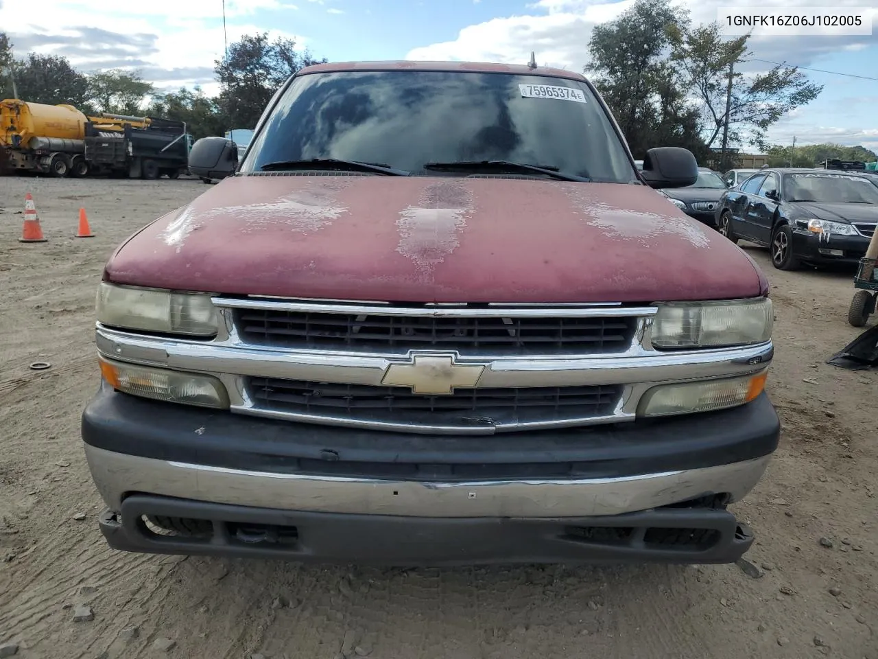 2006 Chevrolet Suburban K1500 VIN: 1GNFK16Z06J102005 Lot: 75965374