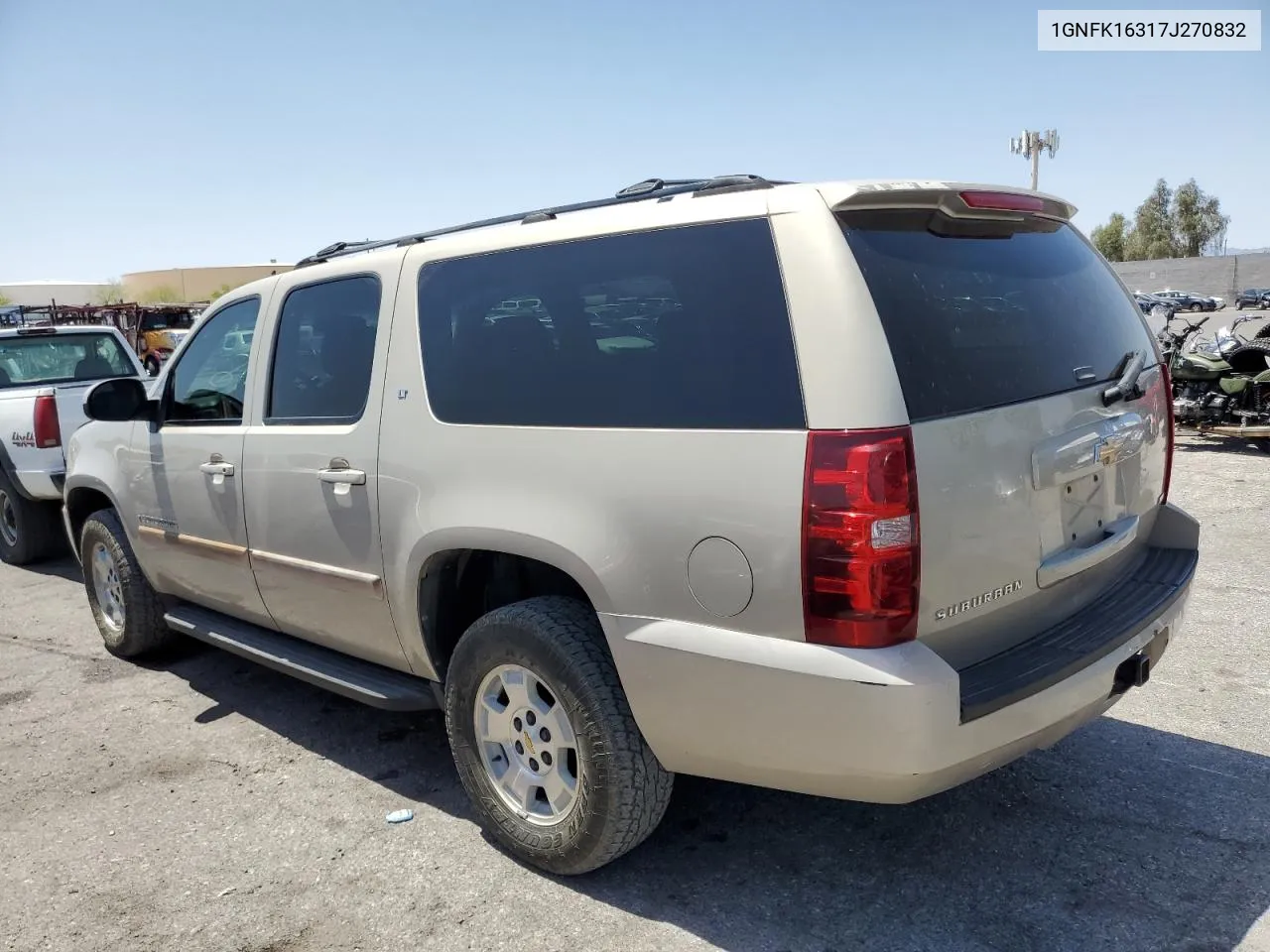 2007 Chevrolet Suburban K1500 VIN: 1GNFK16317J270832 Lot: 61767544