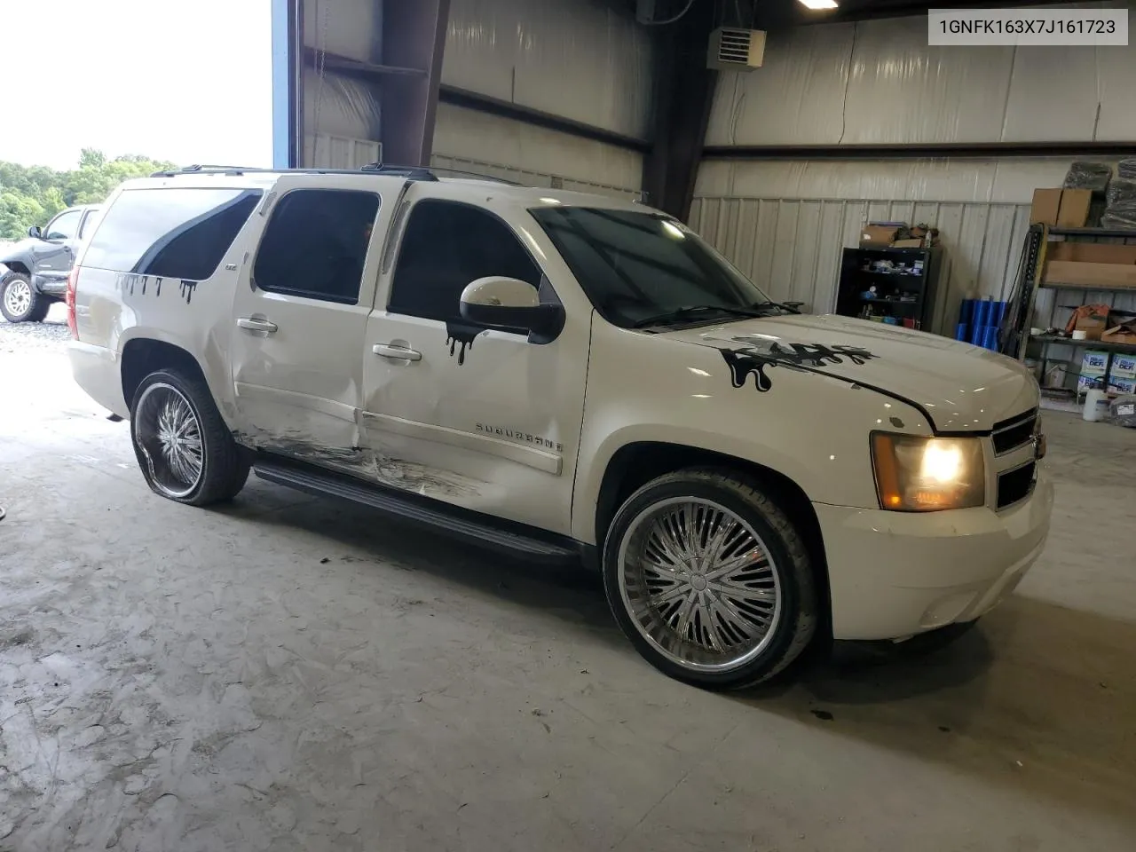 2007 Chevrolet Suburban K1500 VIN: 1GNFK163X7J161723 Lot: 64618364