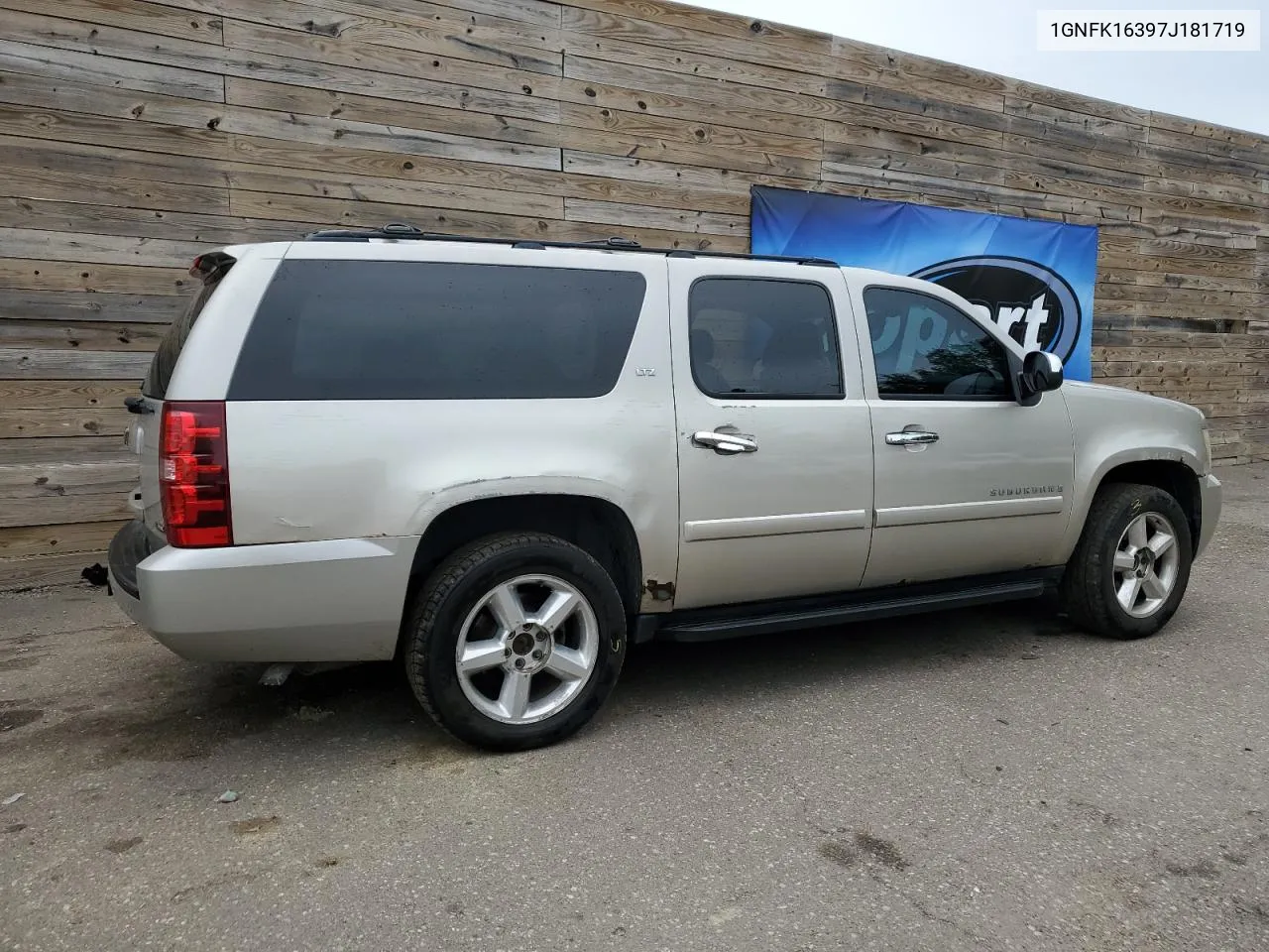 2007 Chevrolet Suburban K1500 VIN: 1GNFK16397J181719 Lot: 68654294