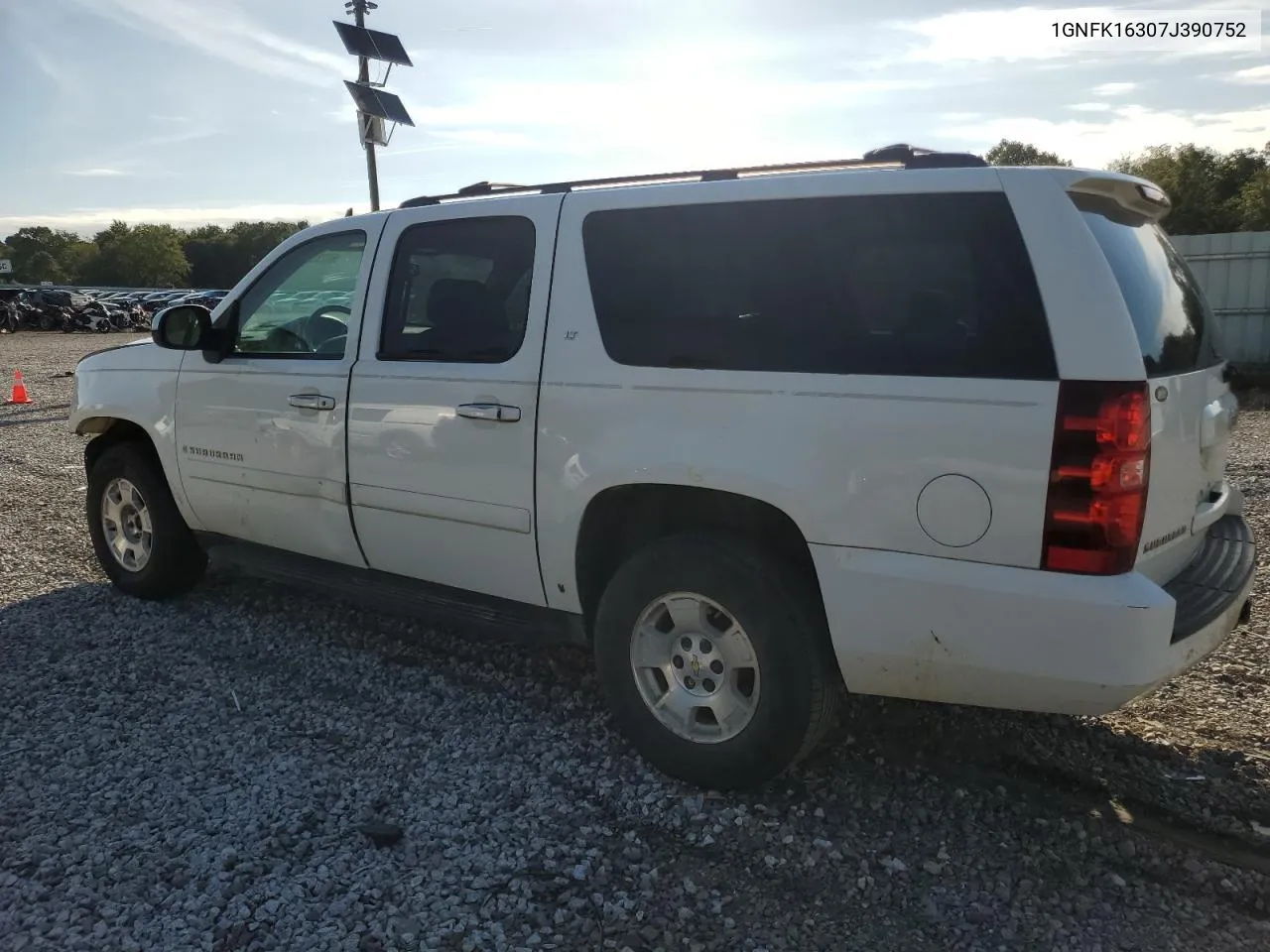 2007 Chevrolet Suburban K1500 VIN: 1GNFK16307J390752 Lot: 69283124