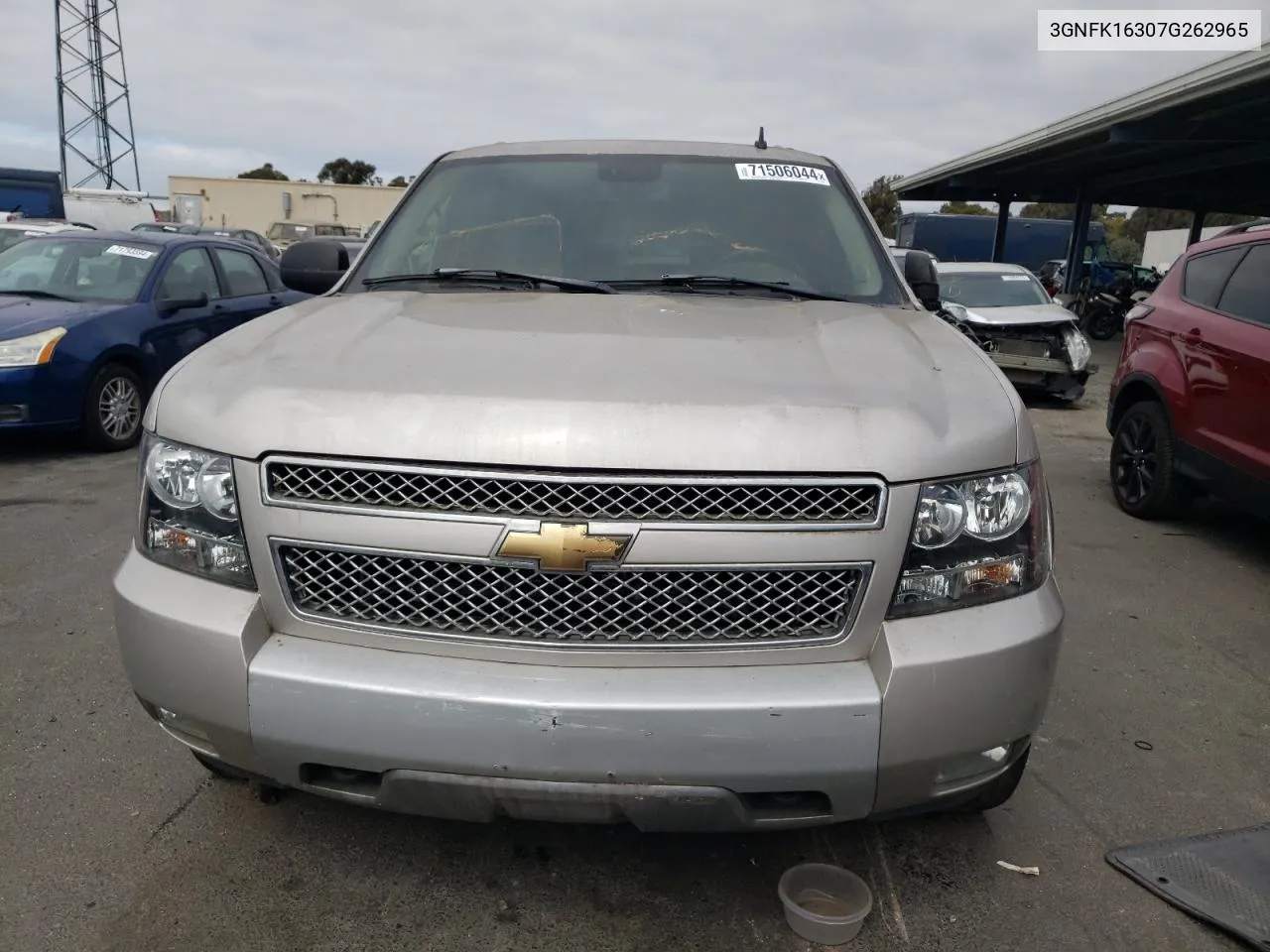 2007 Chevrolet Suburban K1500 VIN: 3GNFK16307G262965 Lot: 71506044