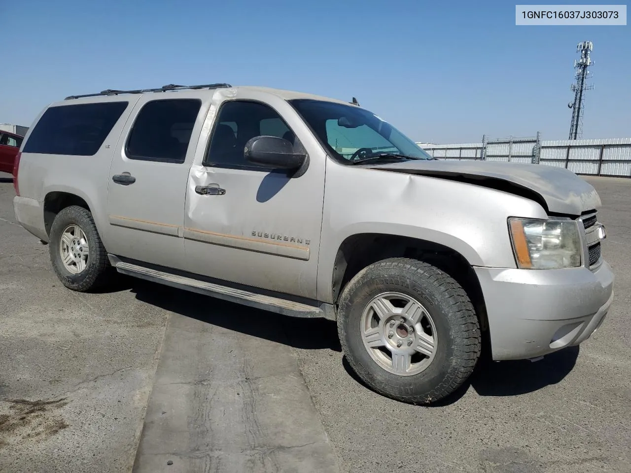 2007 Chevrolet Suburban C1500 VIN: 1GNFC16037J303073 Lot: 73184914