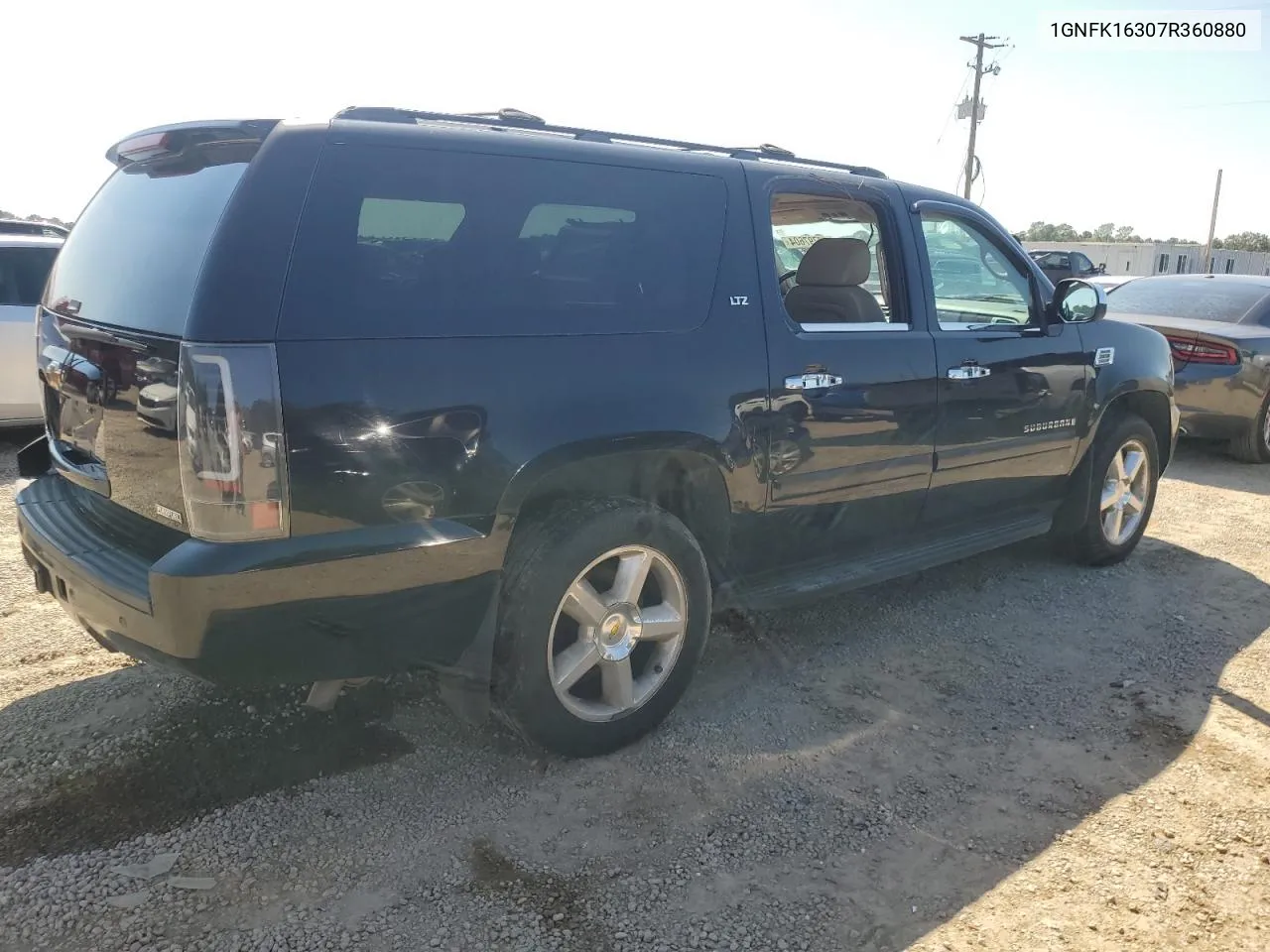 2007 Chevrolet Suburban K1500 VIN: 1GNFK16307R360880 Lot: 73797604