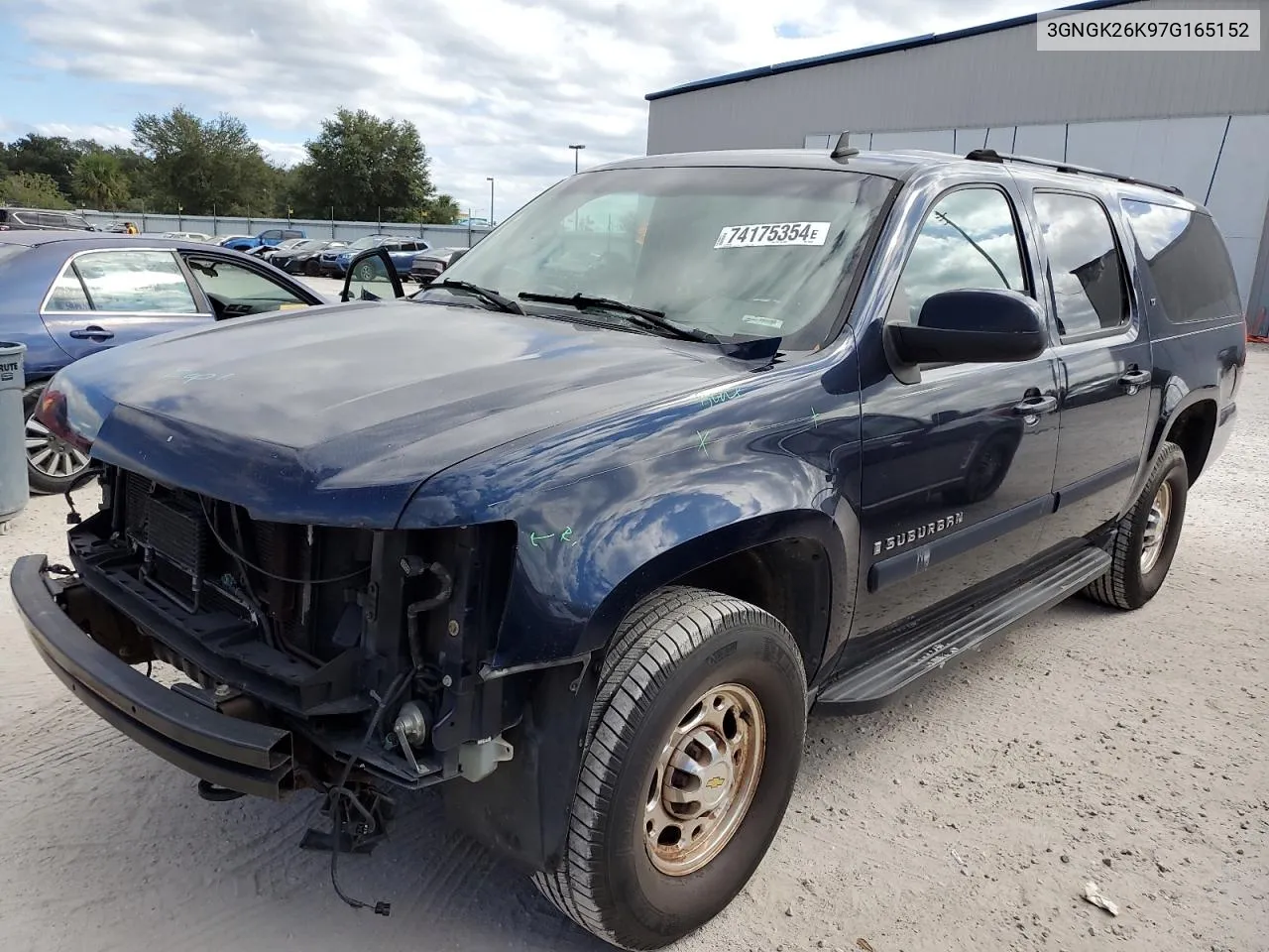 2007 Chevrolet Suburban K2500 VIN: 3GNGK26K97G165152 Lot: 74175354