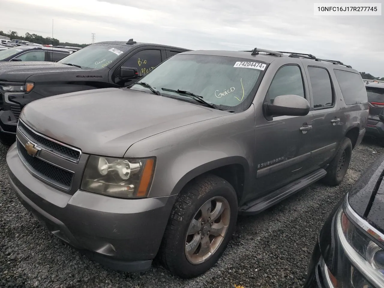 2007 Chevrolet Suburban C1500 VIN: 1GNFC16J17R277745 Lot: 74204474