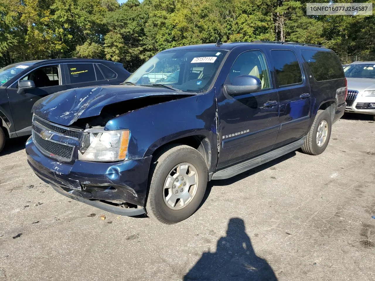 2007 Chevrolet Suburban C1500 VIN: 1GNFC16077J254587 Lot: 75157114