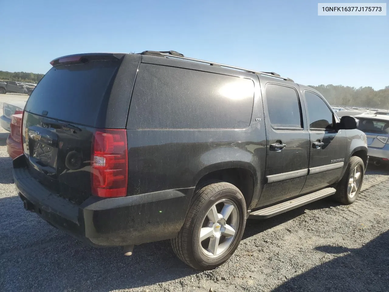 2007 Chevrolet Suburban K1500 VIN: 1GNFK16377J175773 Lot: 75837814