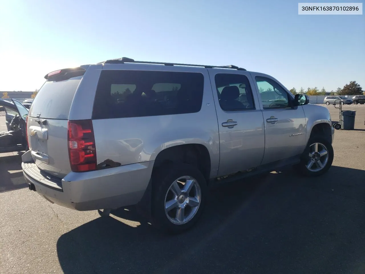 2007 Chevrolet Suburban K1500 VIN: 3GNFK16387G102896 Lot: 77573624