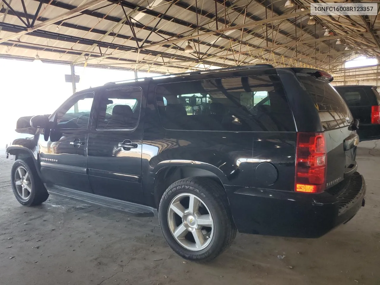 2008 Chevrolet Suburban C1500 Ls VIN: 1GNFC16008R123357 Lot: 68578134