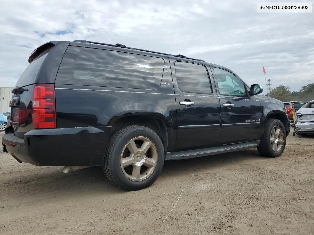 3GNFC16J38G238303 2008 Chevrolet Suburban C1500 Ls