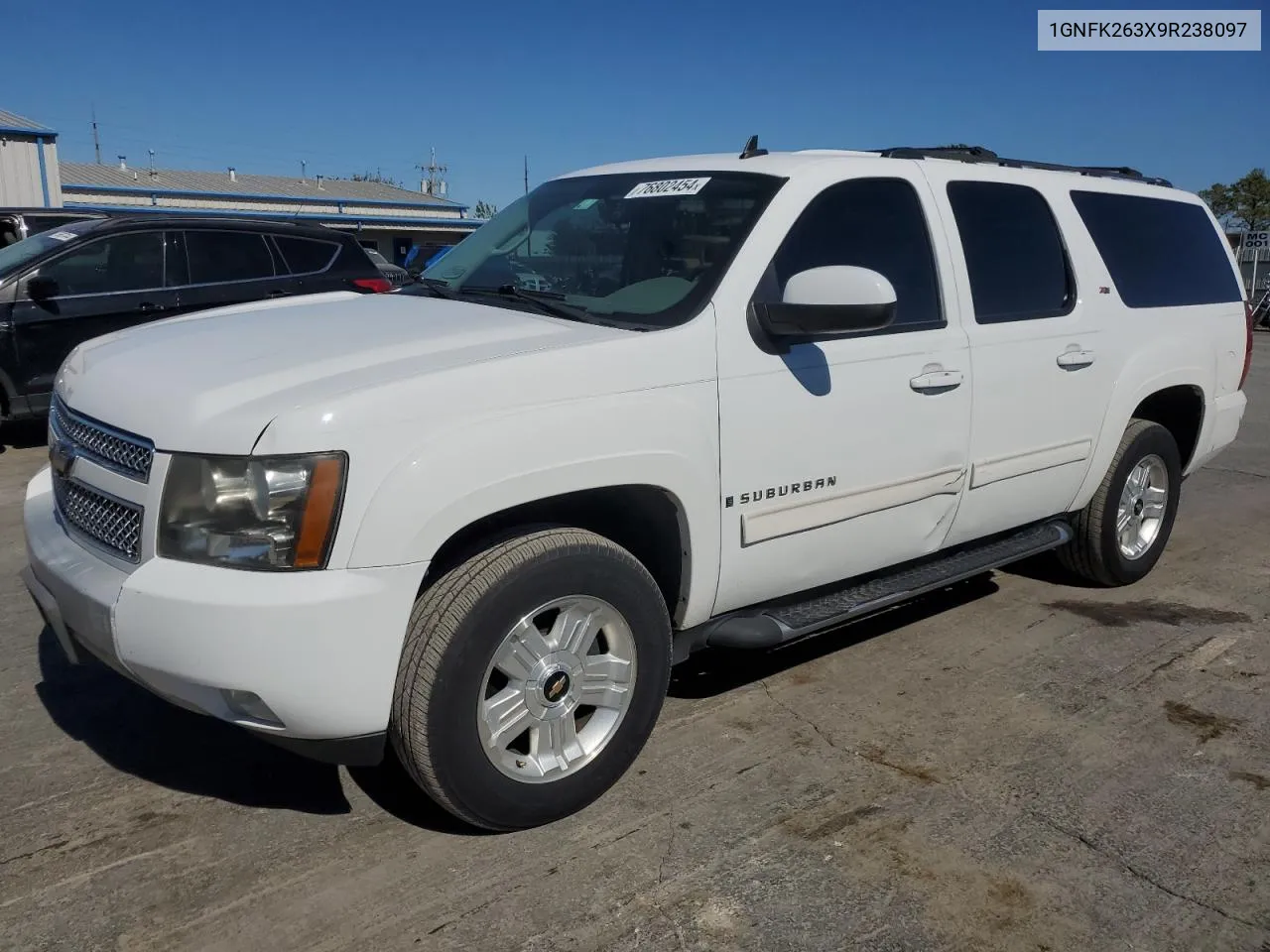 2009 Chevrolet Suburban K1500 Lt VIN: 1GNFK263X9R238097 Lot: 76802454