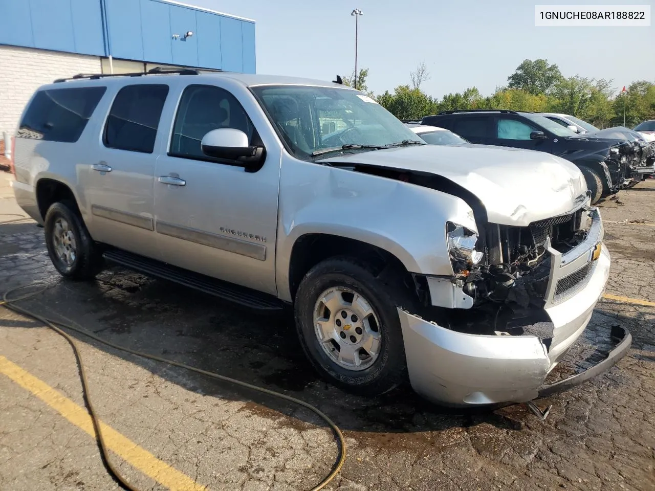 2010 Chevrolet Suburban C1500 Ls VIN: 1GNUCHE08AR188822 Lot: 70681704