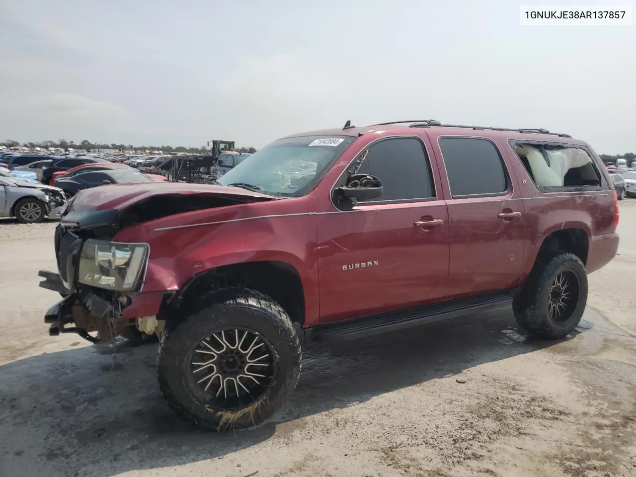 2010 Chevrolet Suburban K1500 Lt VIN: 1GNUKJE38AR137857 Lot: 71042884