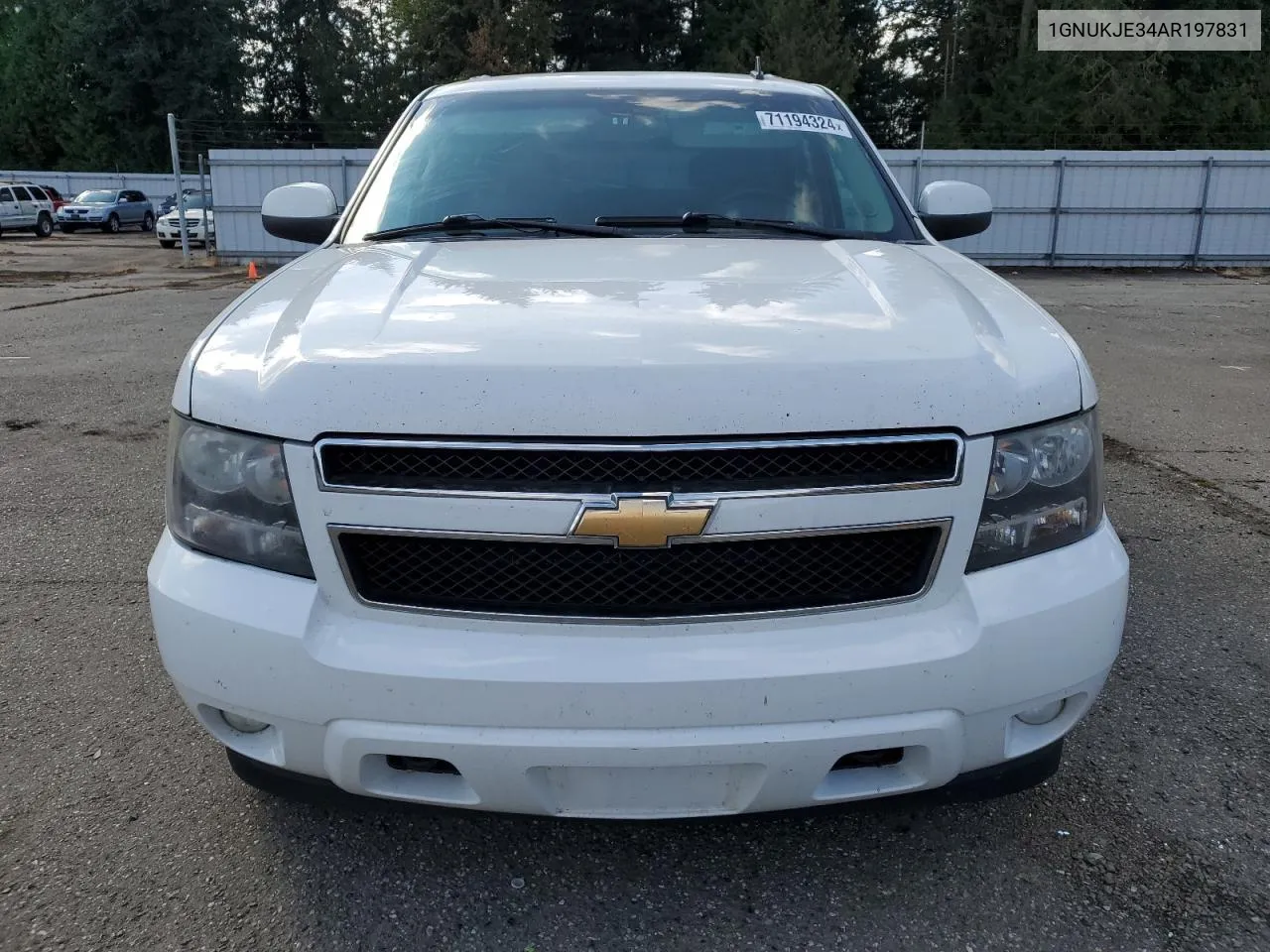 2010 Chevrolet Suburban K1500 Lt VIN: 1GNUKJE34AR197831 Lot: 71194324