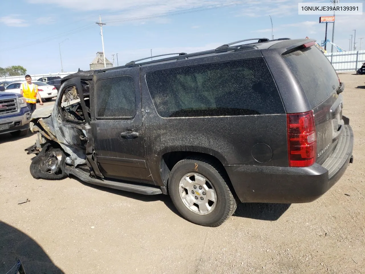 2010 Chevrolet Suburban K1500 Lt VIN: 1GNUKJE39AR139391 Lot: 71579144