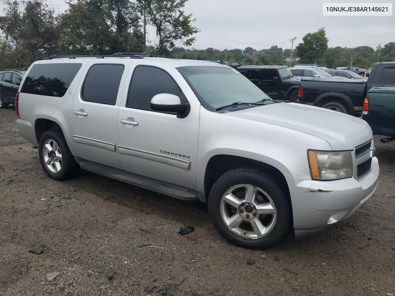 2010 Chevrolet Suburban K1500 Lt VIN: 1GNUKJE38AR145621 Lot: 73490304