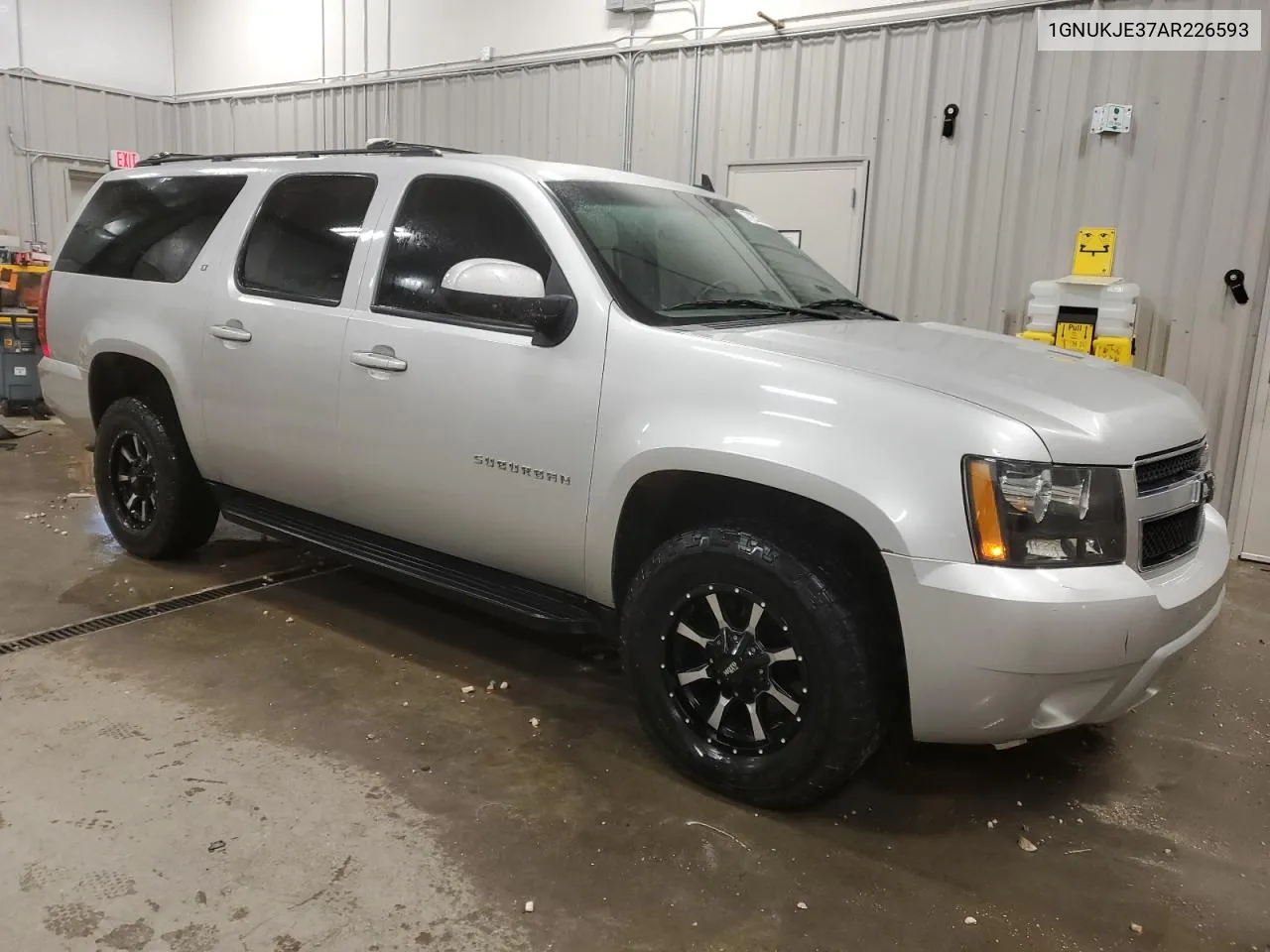 2010 Chevrolet Suburban K1500 Lt VIN: 1GNUKJE37AR226593 Lot: 77253564