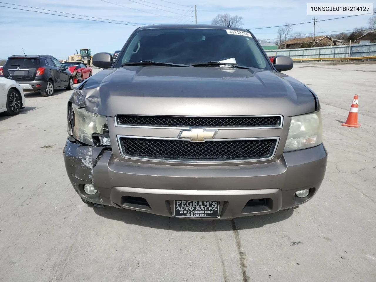 2011 Chevrolet Suburban C1500 Lt VIN: 1GNSCJE01BR214127 Lot: 45140314