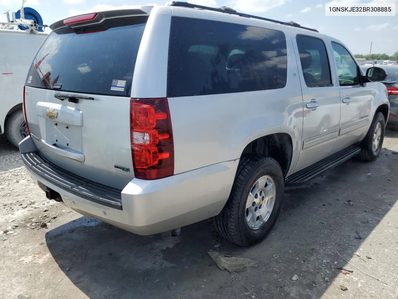 2011 Chevrolet Suburban K1500 Lt VIN: 1GNSKJE32BR308885 Lot: 55622924