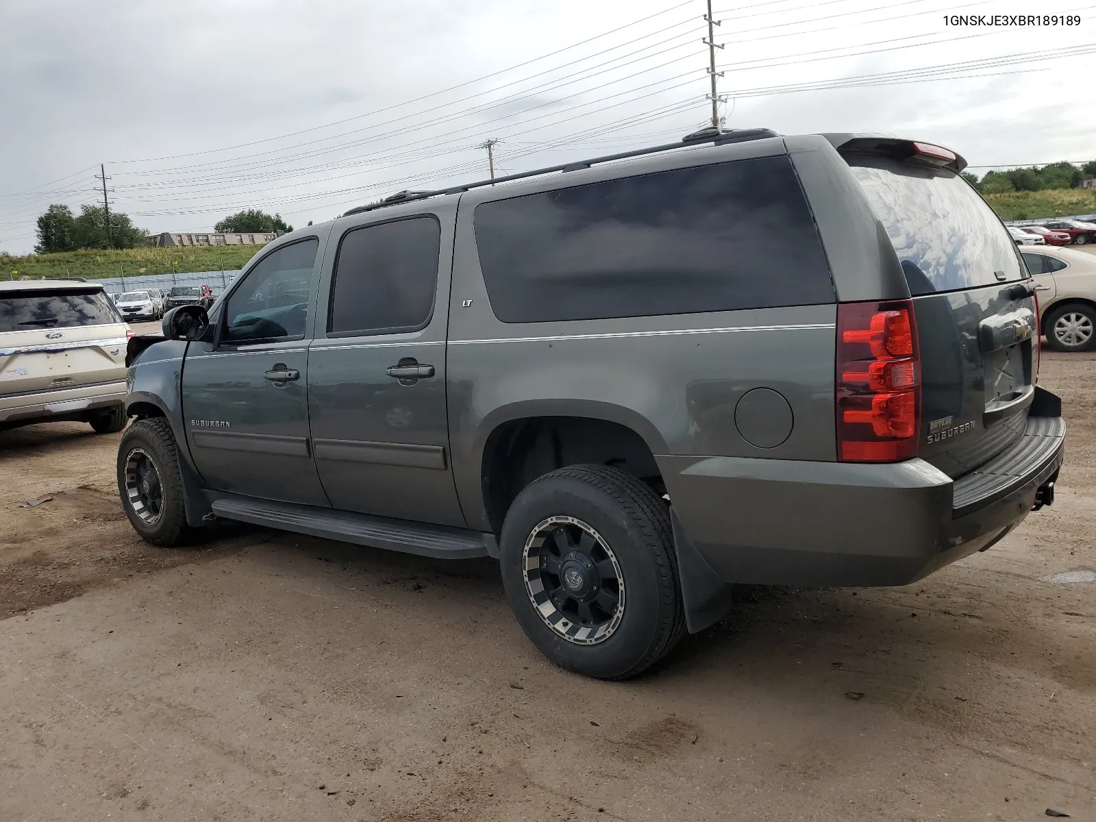 2011 Chevrolet Suburban K1500 Lt VIN: 1GNSKJE3XBR189189 Lot: 67885144