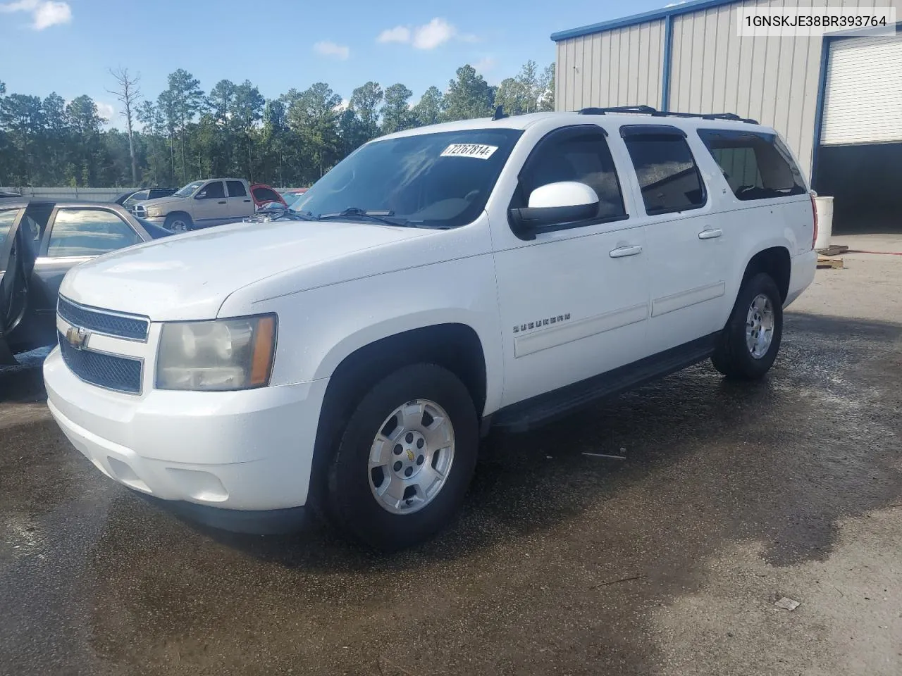 2011 Chevrolet Suburban K1500 Lt VIN: 1GNSKJE38BR393764 Lot: 72767814