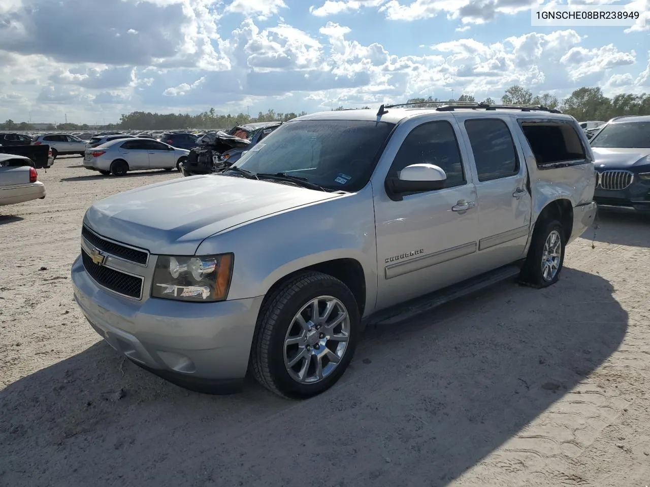 2011 Chevrolet Suburban C1500 Ls VIN: 1GNSCHE08BR238949 Lot: 74702004