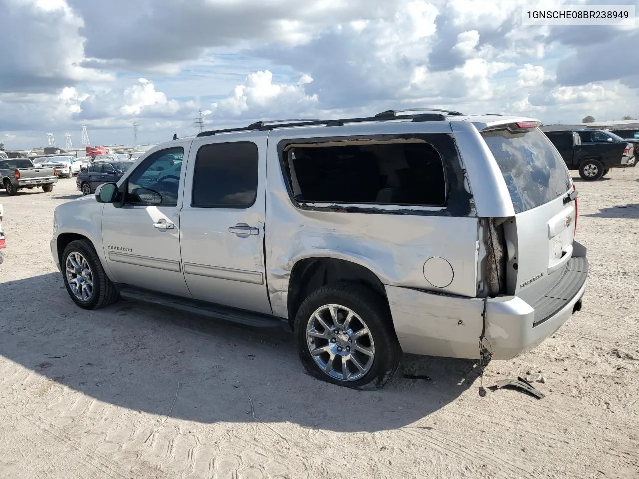 2011 Chevrolet Suburban C1500 Ls VIN: 1GNSCHE08BR238949 Lot: 74702004