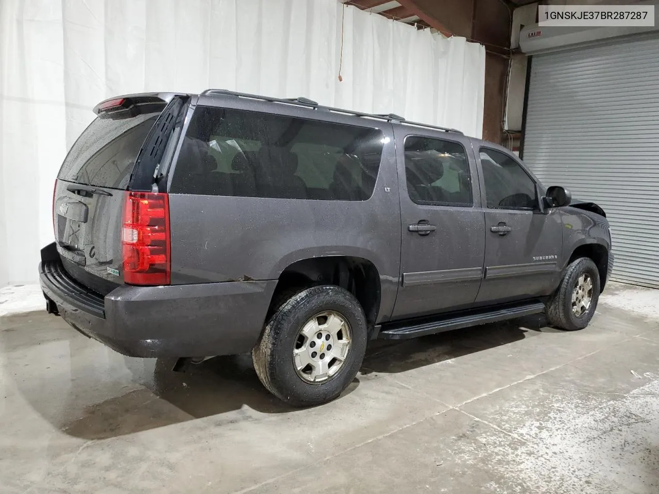 2011 Chevrolet Suburban K1500 Lt VIN: 1GNSKJE37BR287287 Lot: 75744734