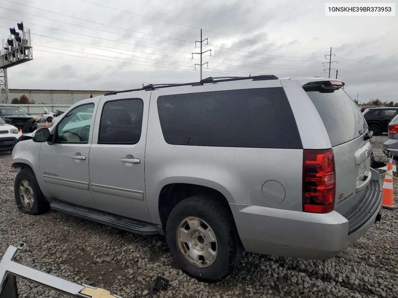 2011 Chevrolet Suburban K1500 Ls VIN: 1GNSKHE39BR373953 Lot: 79102174