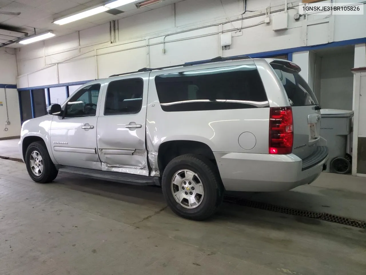 2011 Chevrolet Suburban K1500 Lt VIN: 1GNSKJE31BR105826 Lot: 80260664