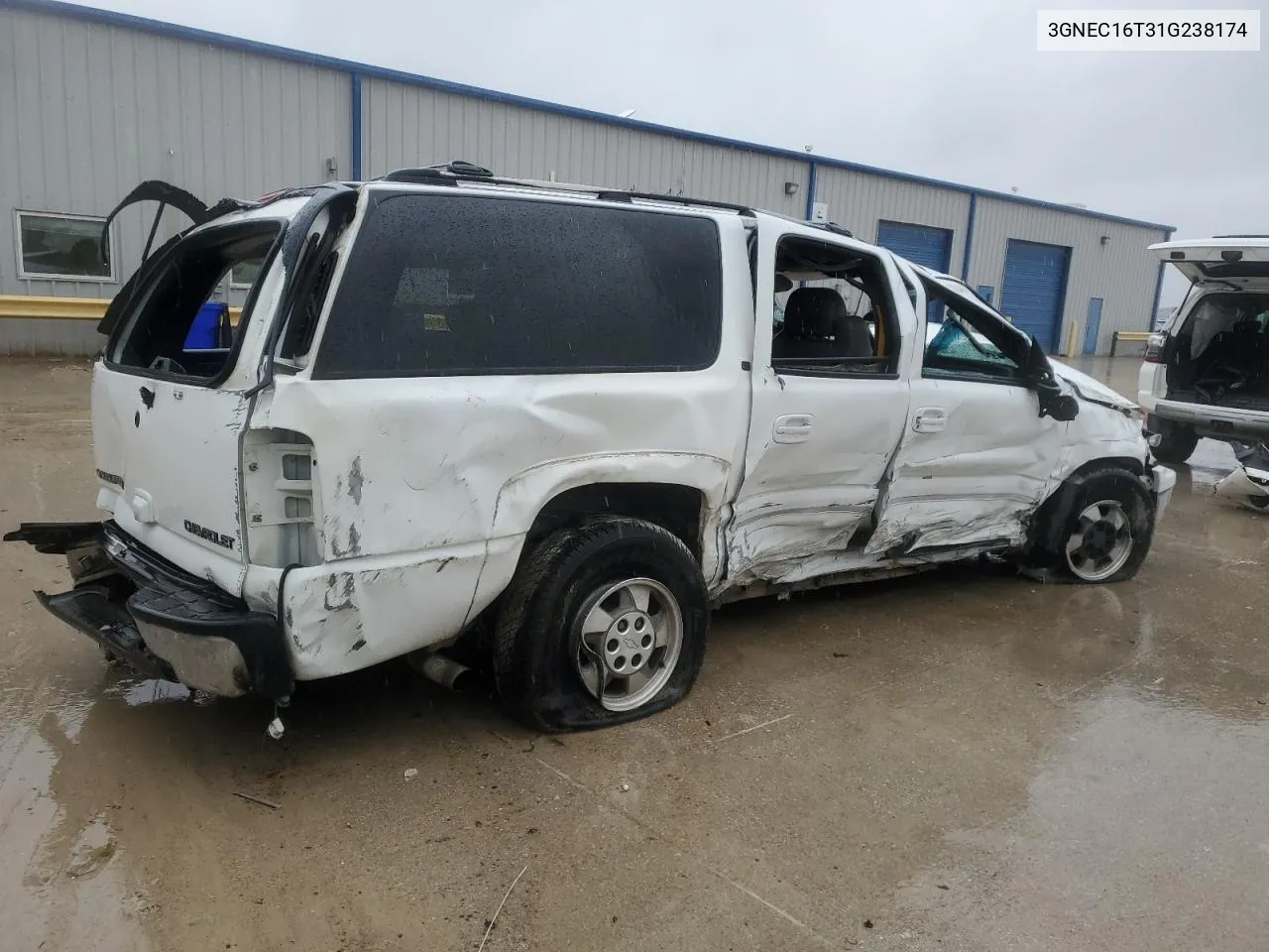 2001 Chevrolet Suburban C1500 VIN: 3GNEC16T31G238174 Lot: 69854724