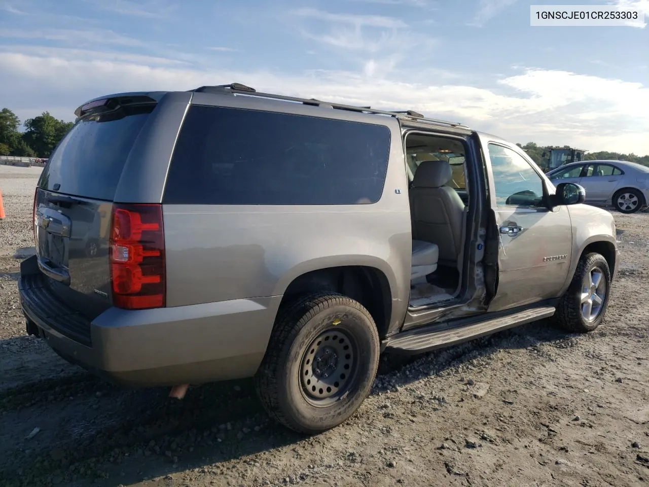 2012 Chevrolet Suburban C1500 Lt VIN: 1GNSCJE01CR253303 Lot: 71985384