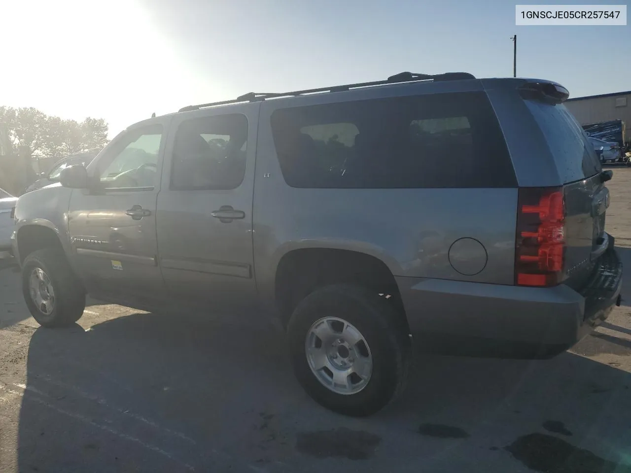 2012 Chevrolet Suburban C1500 Lt VIN: 1GNSCJE05CR257547 Lot: 76461984