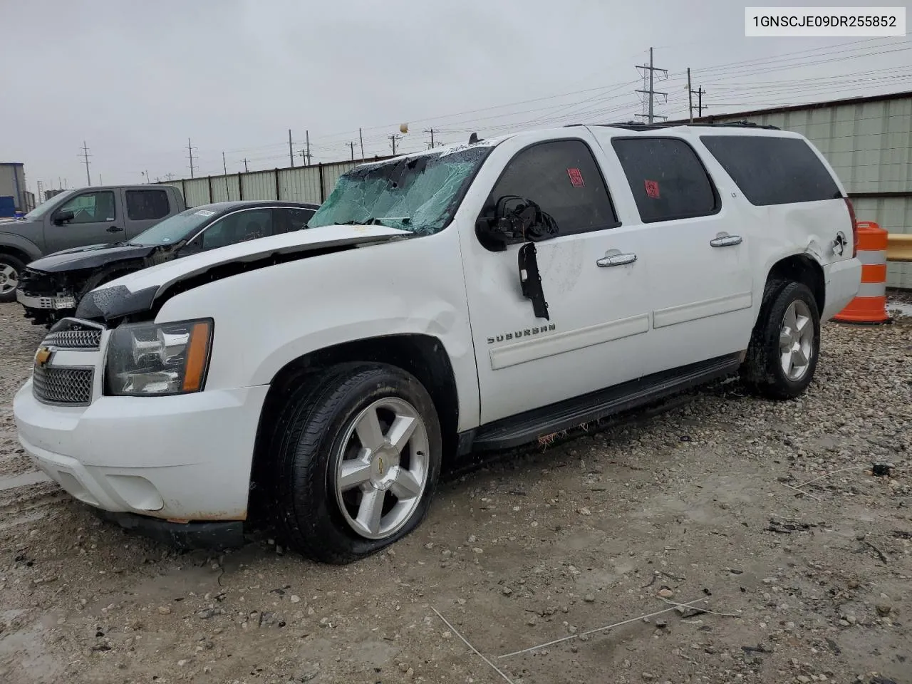 2013 Chevrolet Suburban C1500 Lt VIN: 1GNSCJE09DR255852 Lot: 70043984