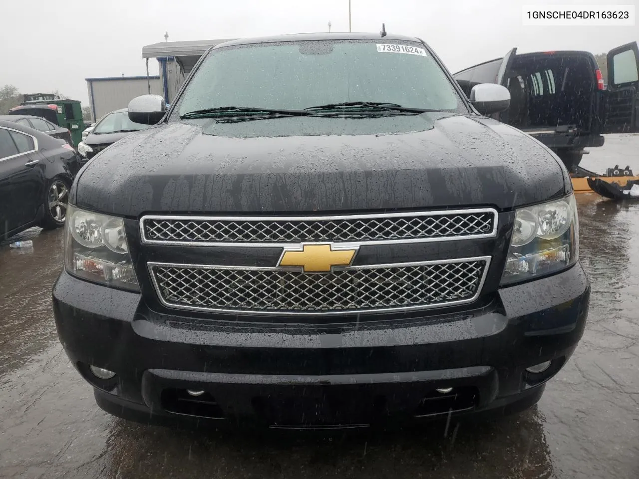 2013 Chevrolet Suburban C1500 Ls VIN: 1GNSCHE04DR163623 Lot: 73391624