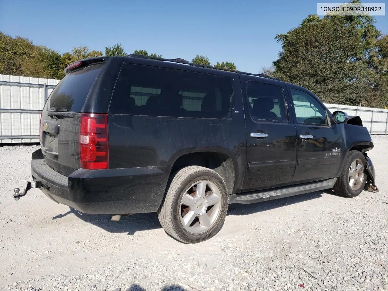 2013 Chevrolet Suburban C1500 Lt VIN: 1GNSCJE09DR348922 Lot: 74972334