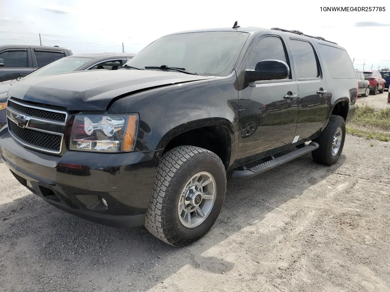 2013 Chevrolet Suburban K2500 Lt VIN: 1GNWKMEG4DR257785 Lot: 76817344