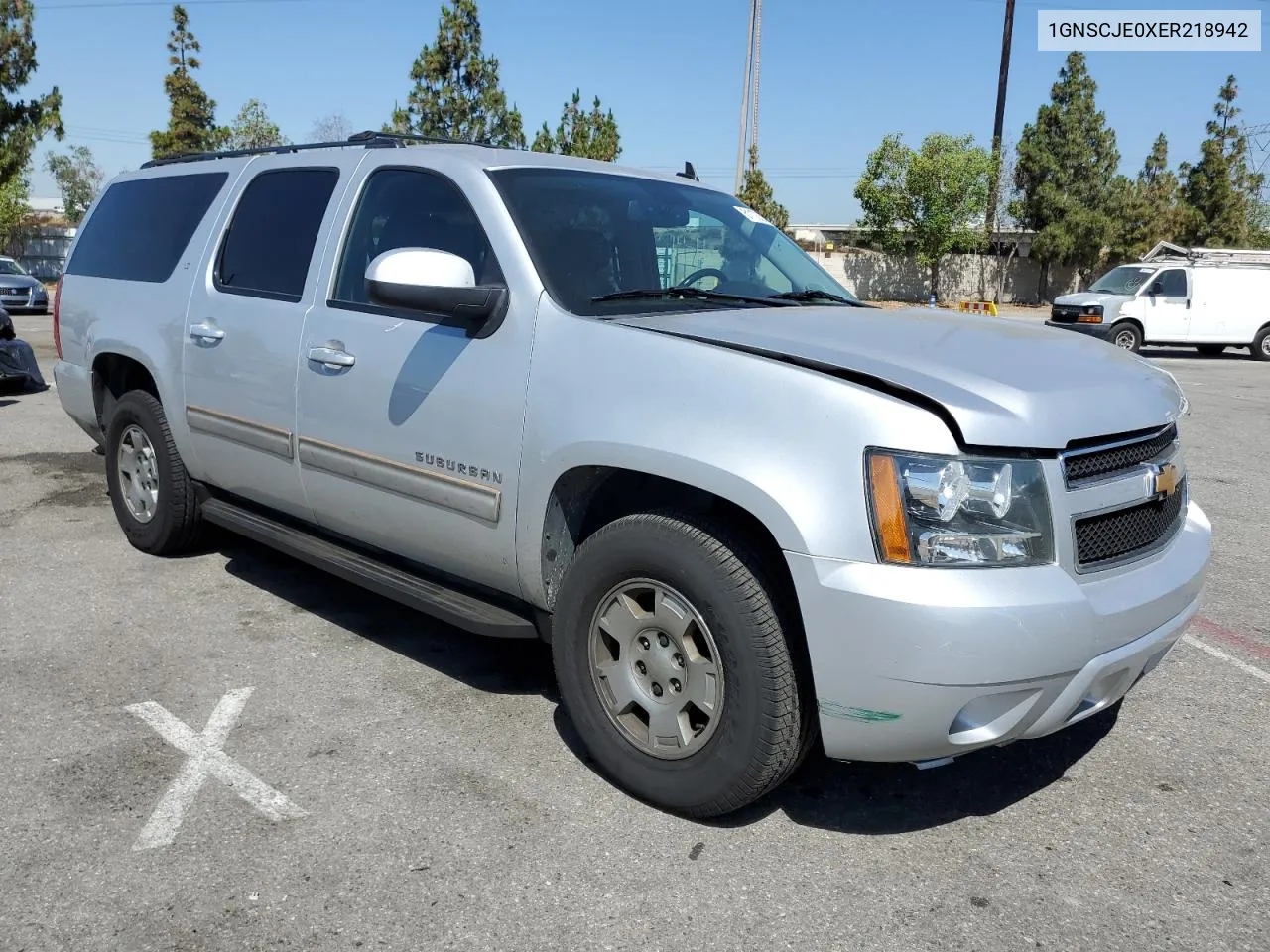 2014 Chevrolet Suburban C1500 Lt VIN: 1GNSCJE0XER218942 Lot: 61173074