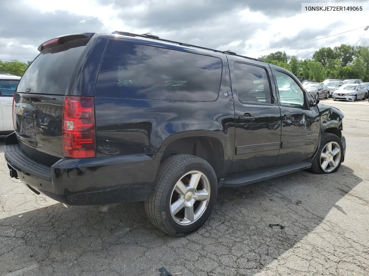 2014 Chevrolet Suburban K1500 Lt VIN: 1GNSKJE72ER149065 Lot: 61887944